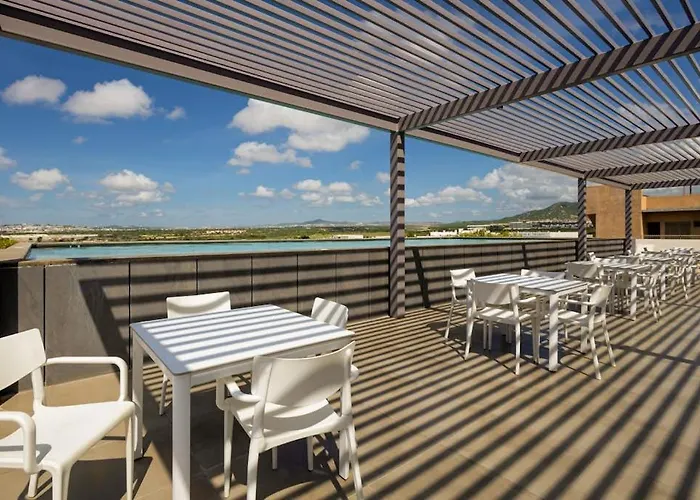 Family-friendly Oasis With Pool And Steps From Medano Ferienhaus Cabo San Lucas