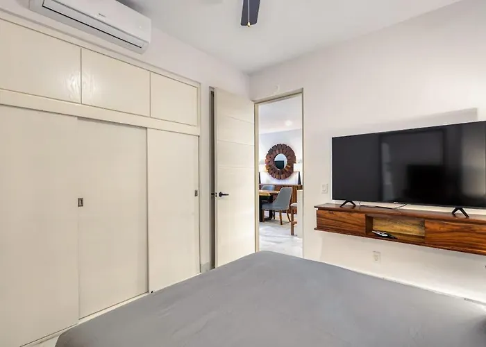 Family-friendly Oasis With Pool And Steps From Medano Ferienhaus *