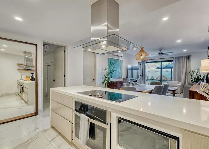 Family-friendly Oasis With Pool And Steps From Medano *
