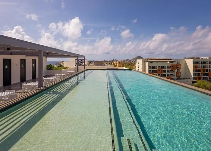 Family-friendly Oasis With Pool And Steps From Medano *