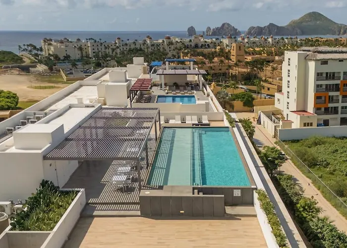 Family-friendly Oasis With Pool And Steps From Medano